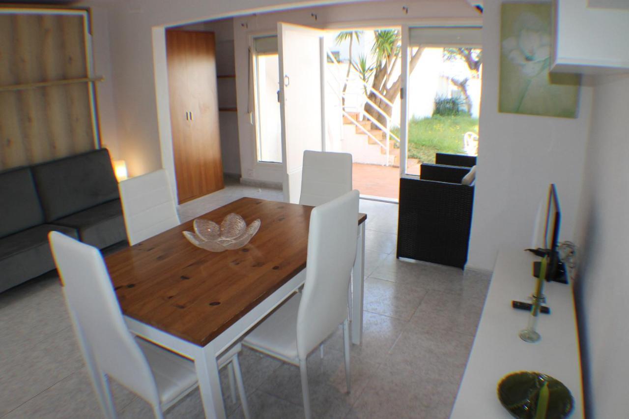 Agi Port De Rosas Apartment Ngoại thất bức ảnh