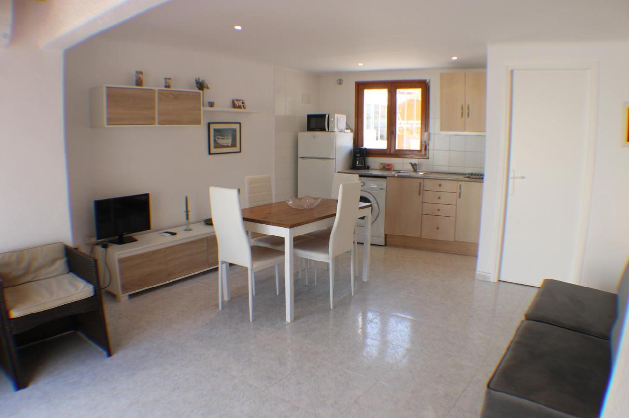 Agi Port De Rosas Apartment Ngoại thất bức ảnh
