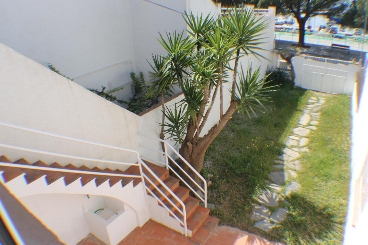 Agi Port De Rosas Apartment Ngoại thất bức ảnh