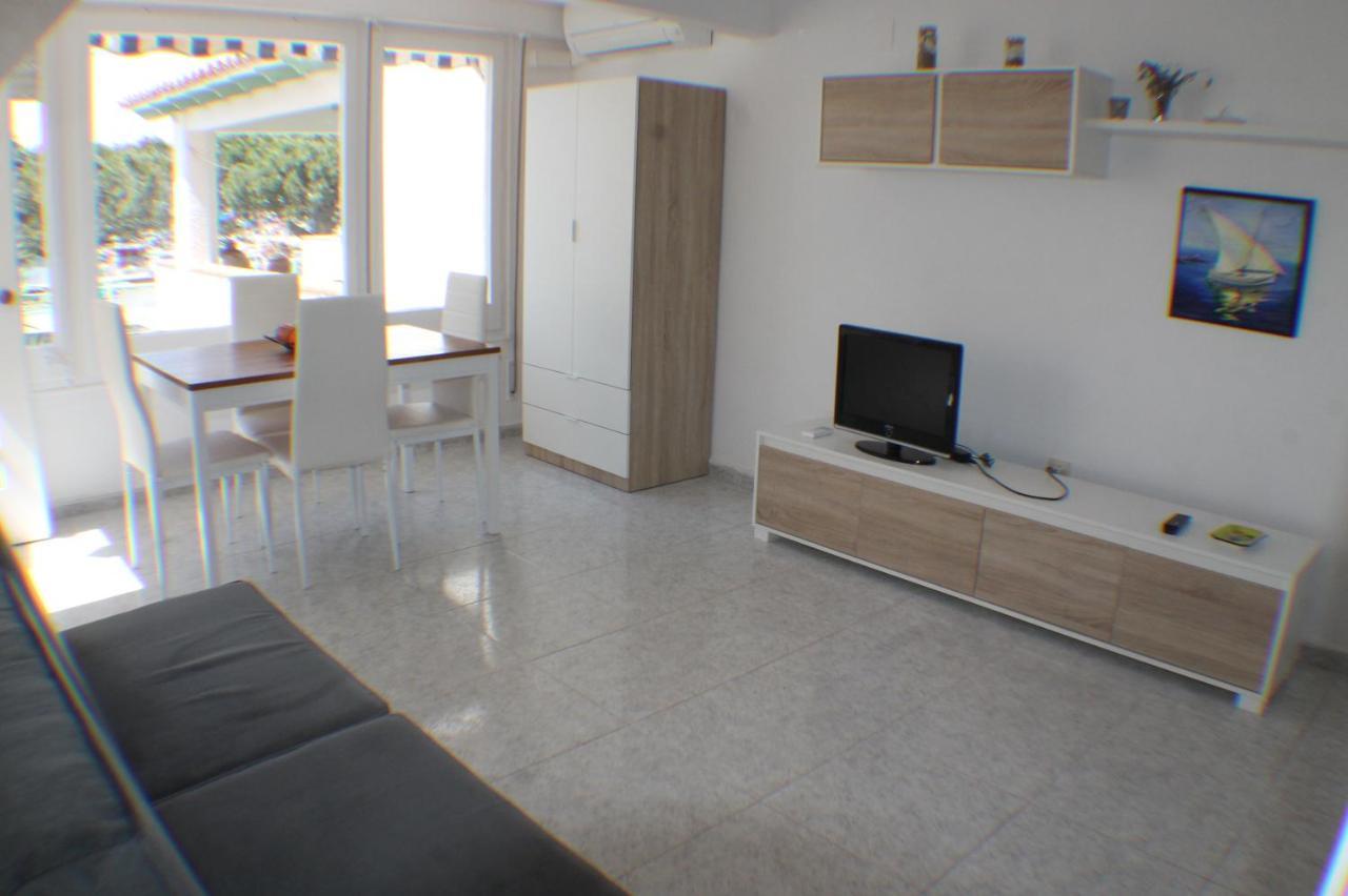 Agi Port De Rosas Apartment Ngoại thất bức ảnh
