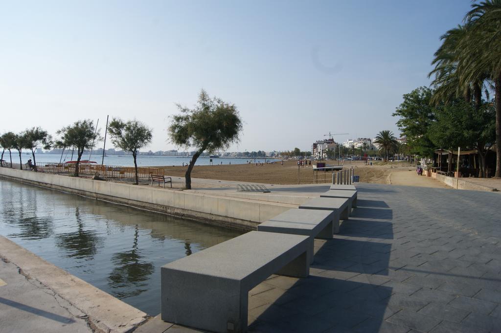 Agi Port De Rosas Apartment Ngoại thất bức ảnh